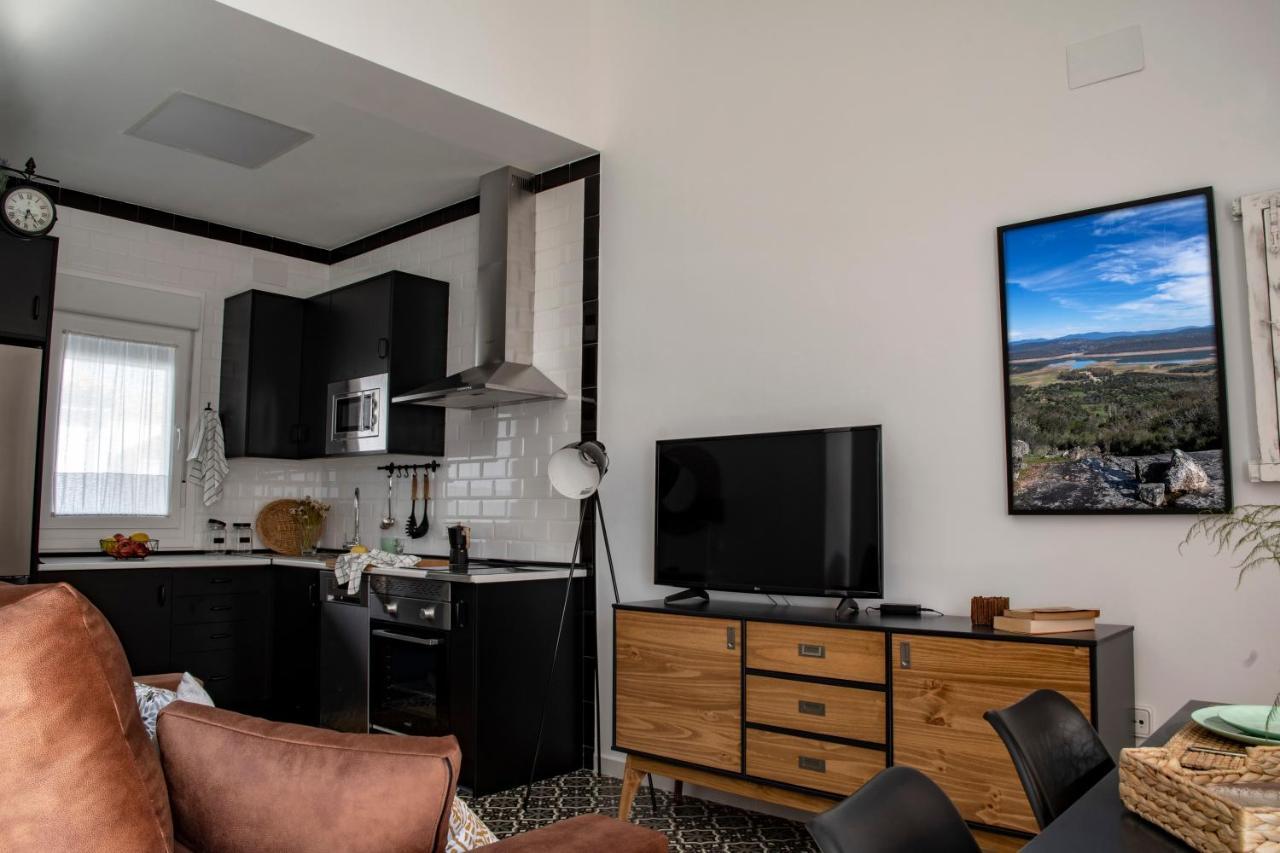 Apartamentos Rurales Helechosa, Las Tres Penas Eksteriør billede