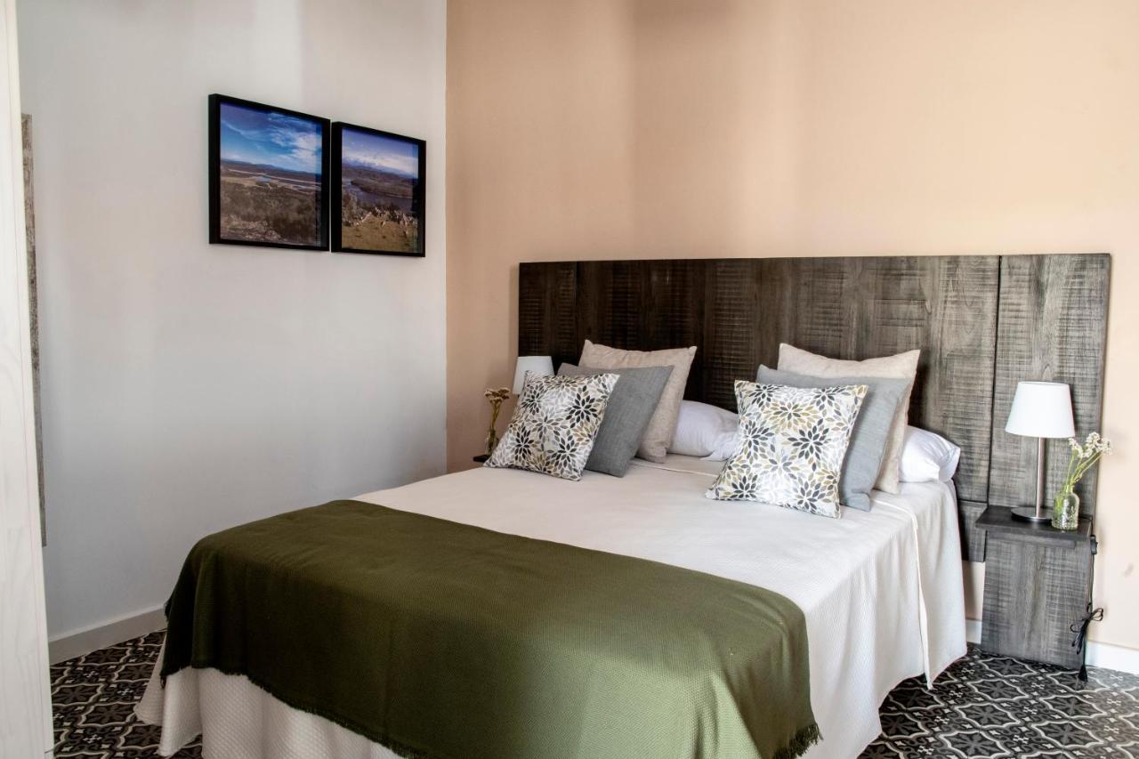 Apartamentos Rurales Helechosa, Las Tres Penas Eksteriør billede